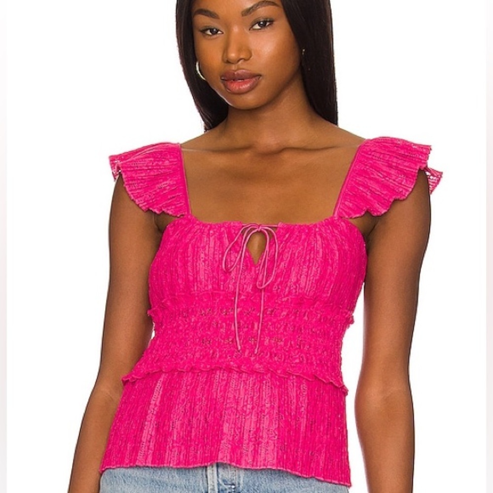 Saylor Smocked Ruffle Top Hot Pink Sleeveless Blouse Mediumā